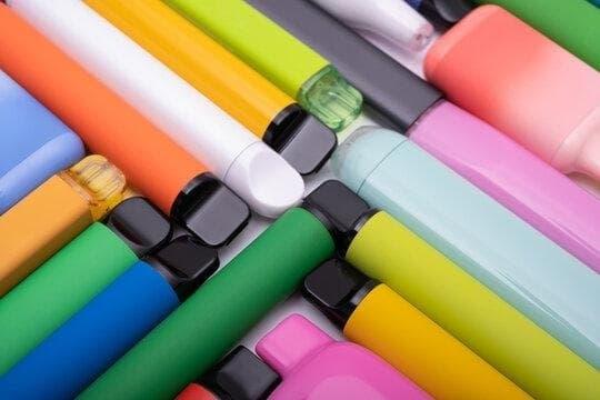 Effiziente Entsorgung E-Zigarette Tipps für E-Papierosy Nutzer zum fachgerechten Recycling von E-Zigaretten