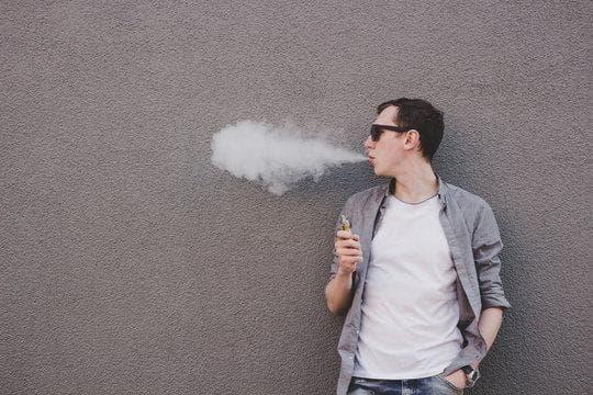 Entdecken Sie e-smoke im e-zigaretten shop essen limbecker platz und erleben Sie e-smoke Qualität hautnah