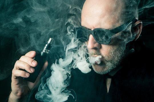 e-cigaretta bolt Test und Ratgeber mit klarem unterschied e zigarette und verdampfer für Einsteiger und Umsteiger